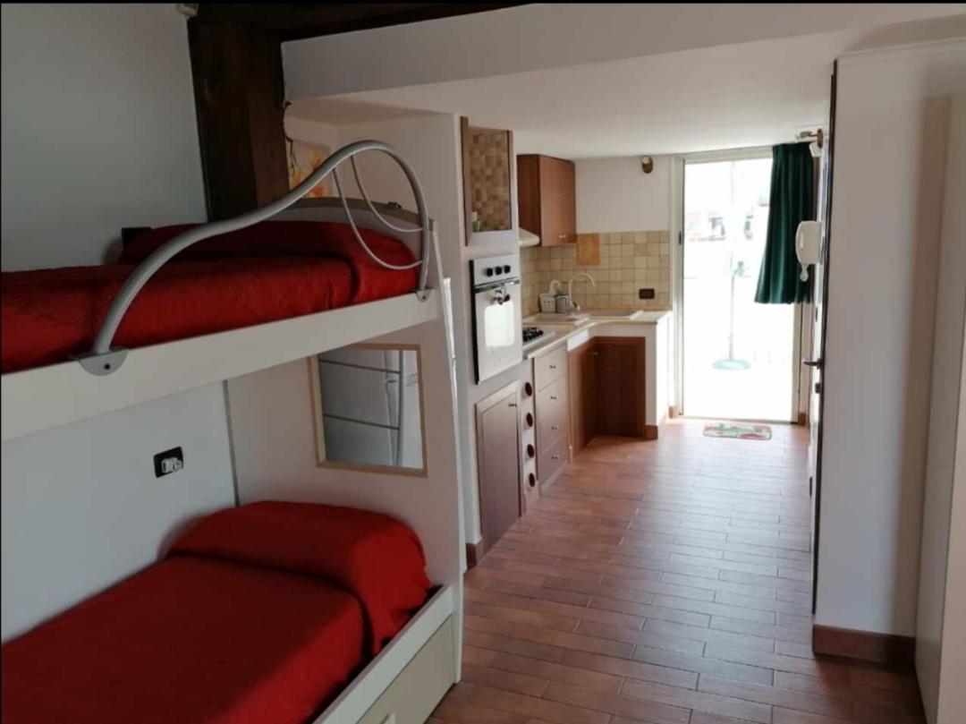 B&B Terracina Holiday Екстериор снимка
